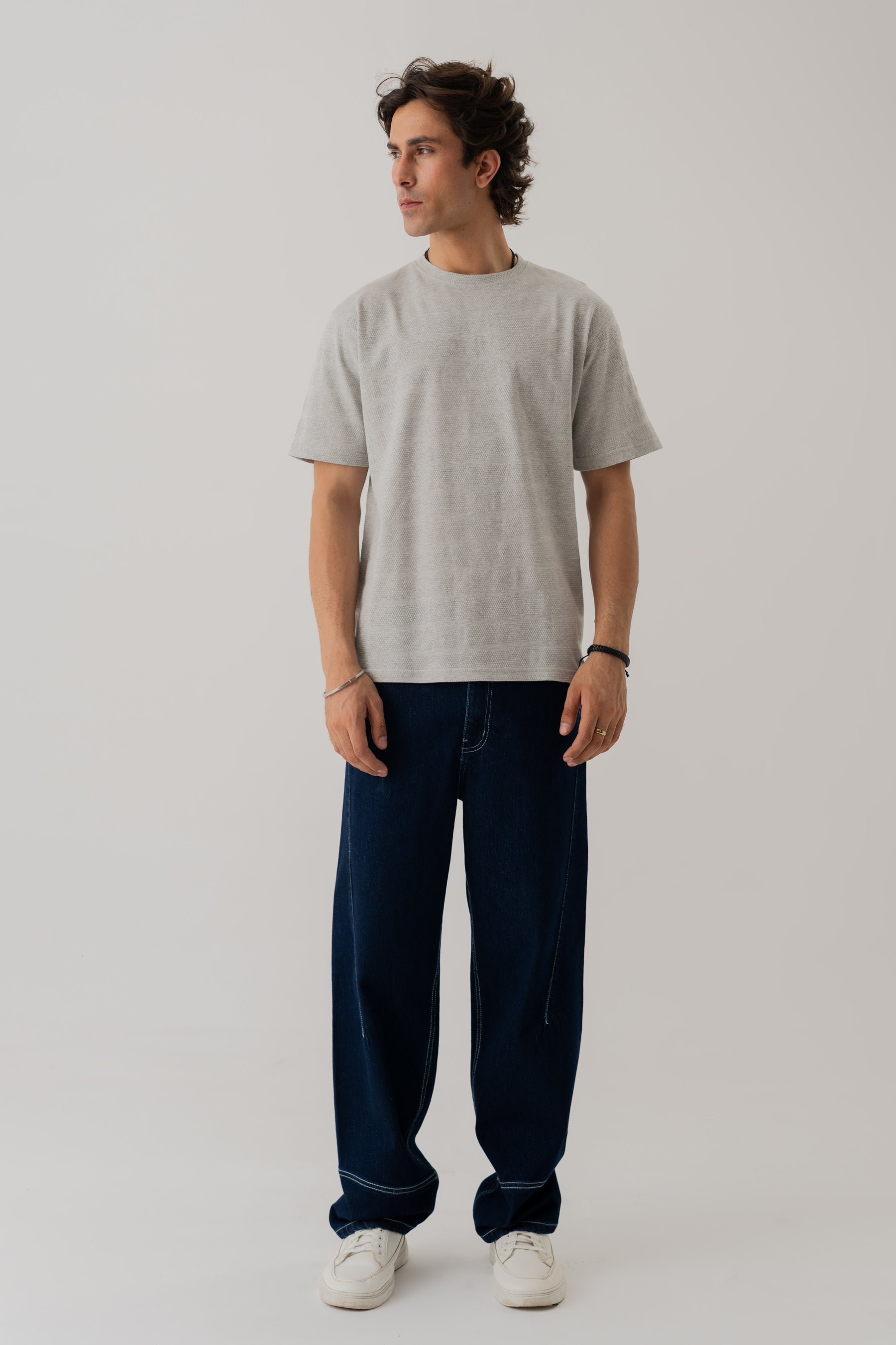 LIGHT GREY REGULAR FIT TEXTURED T-SHIRT