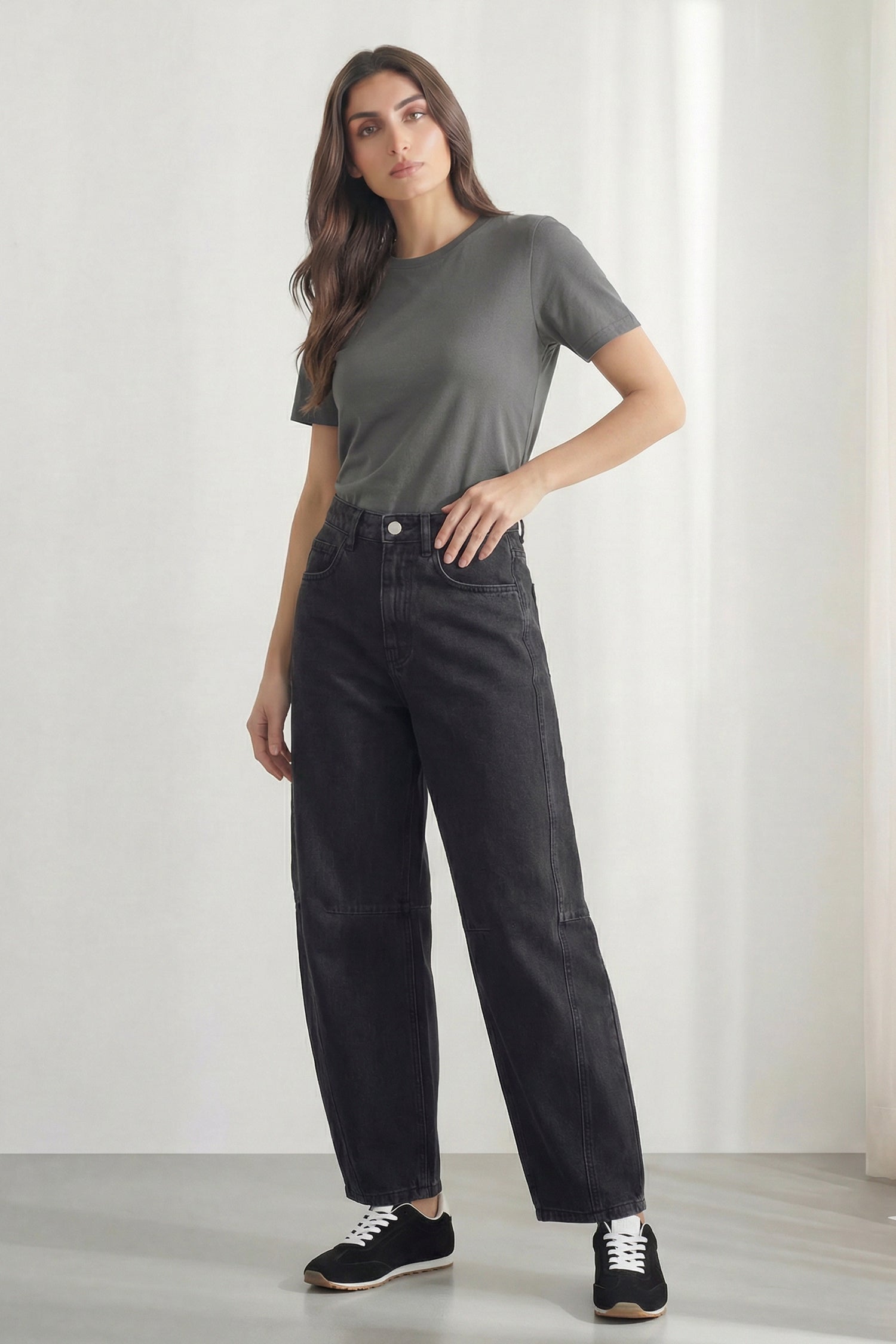 Unisex Grey Relaxed Fit Basic T-Shirt - Hustle N Holla