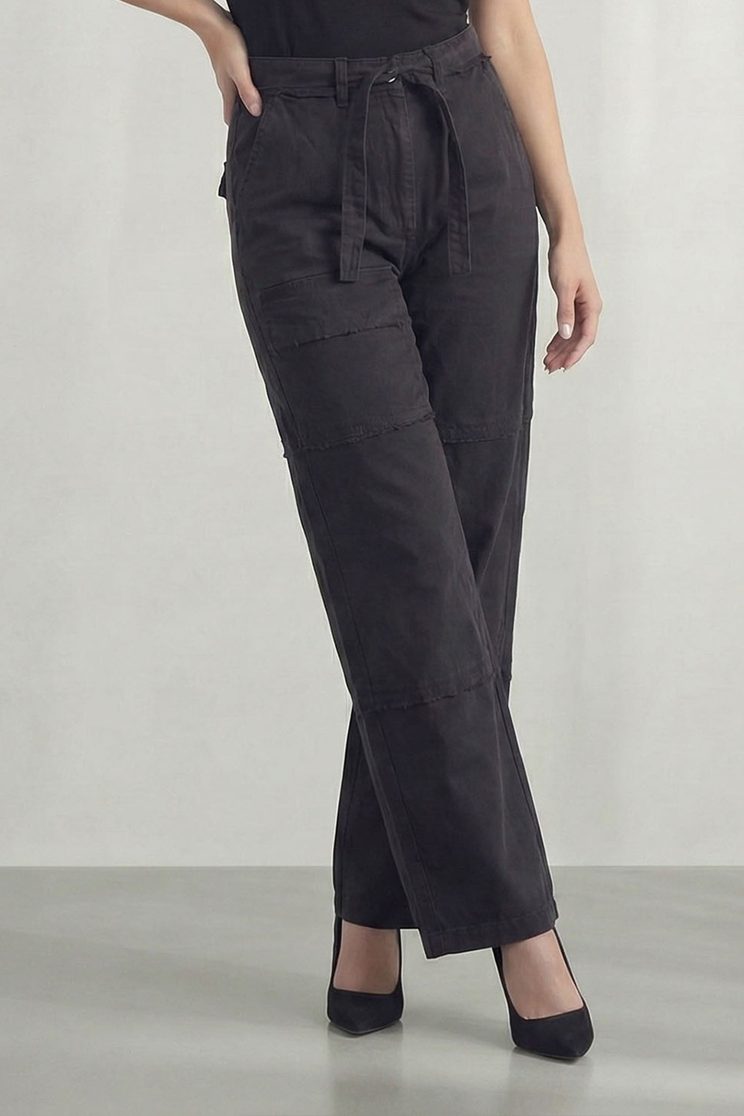 Draw Cord Waist Wide Leg Cargo Jeans - Hustle N Holla