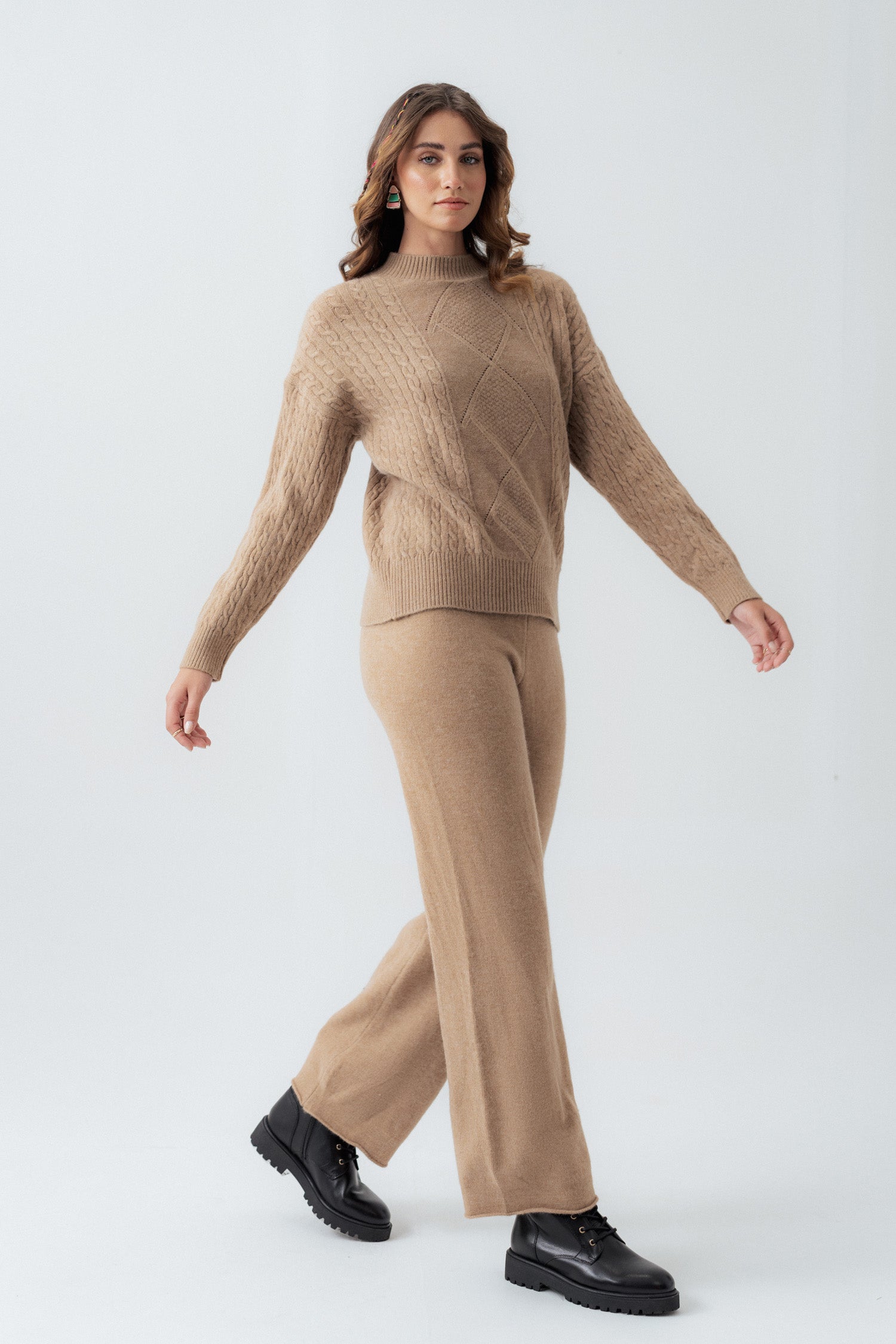 Fawn Relaxed Fit Sweater - Hustle N Holla