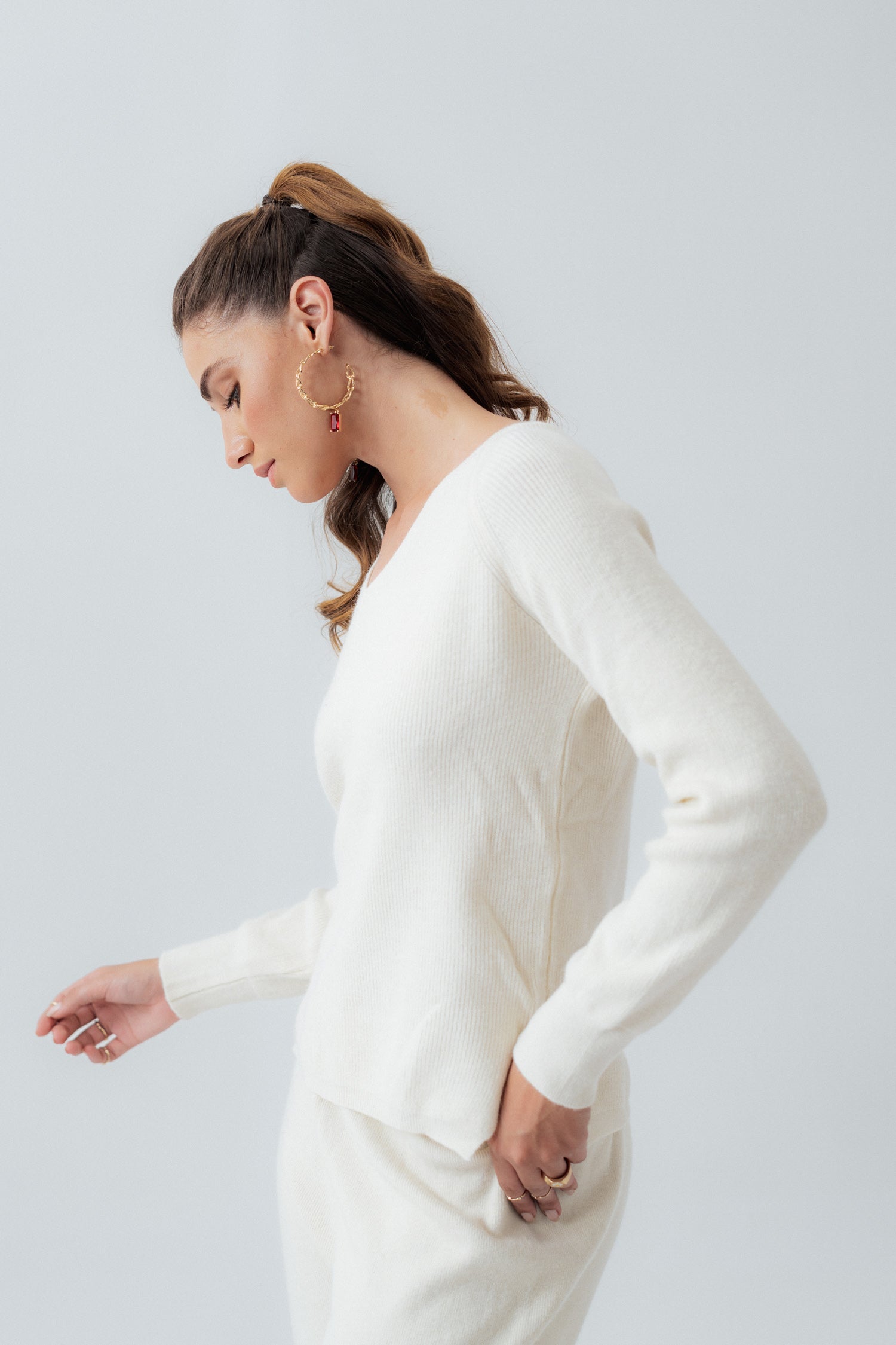 Relaxed Fit Off White Wool Sweater - Hustle N Holla