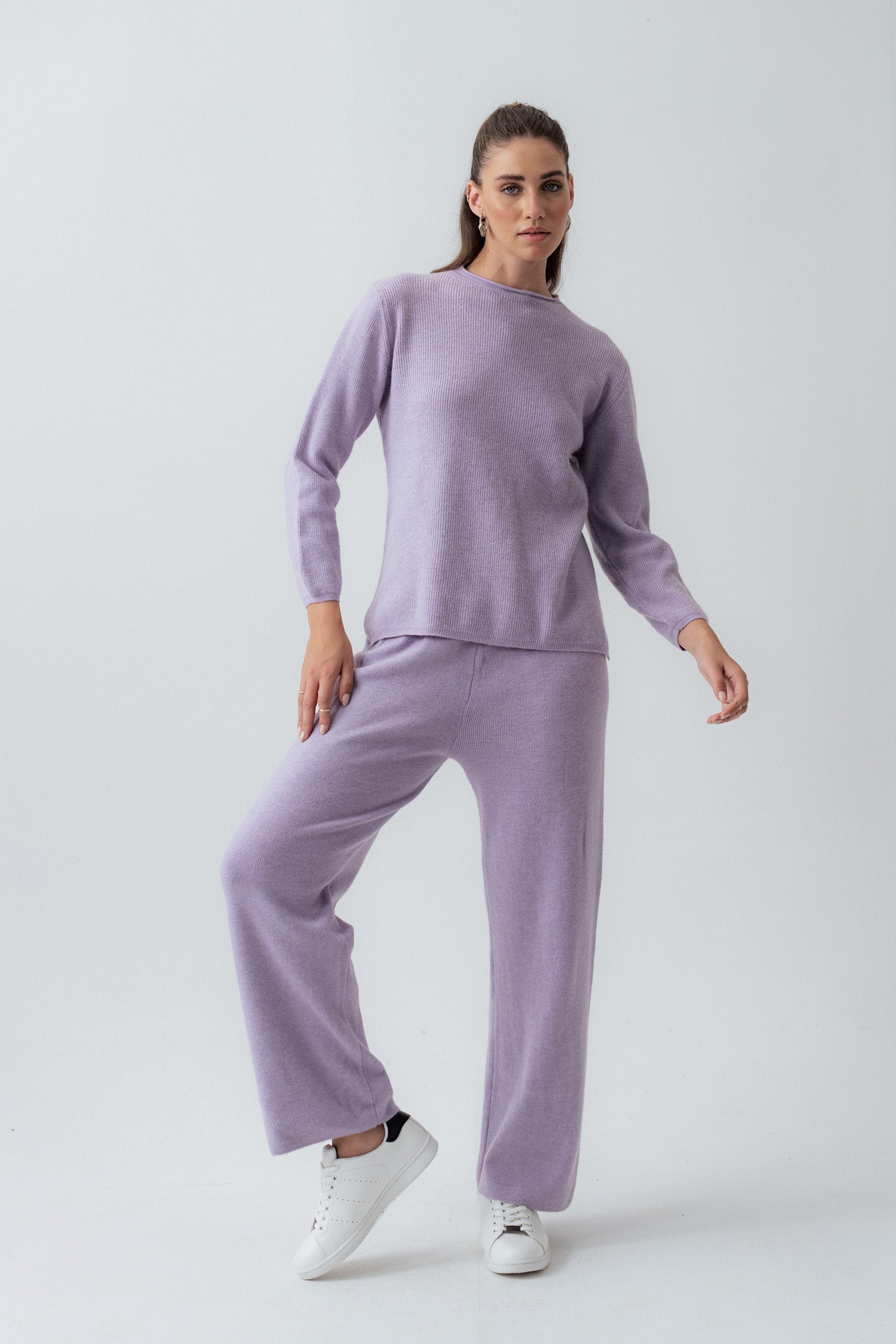 Relaxed Fit Lilac Wool Women Trousers - Hustle N Holla