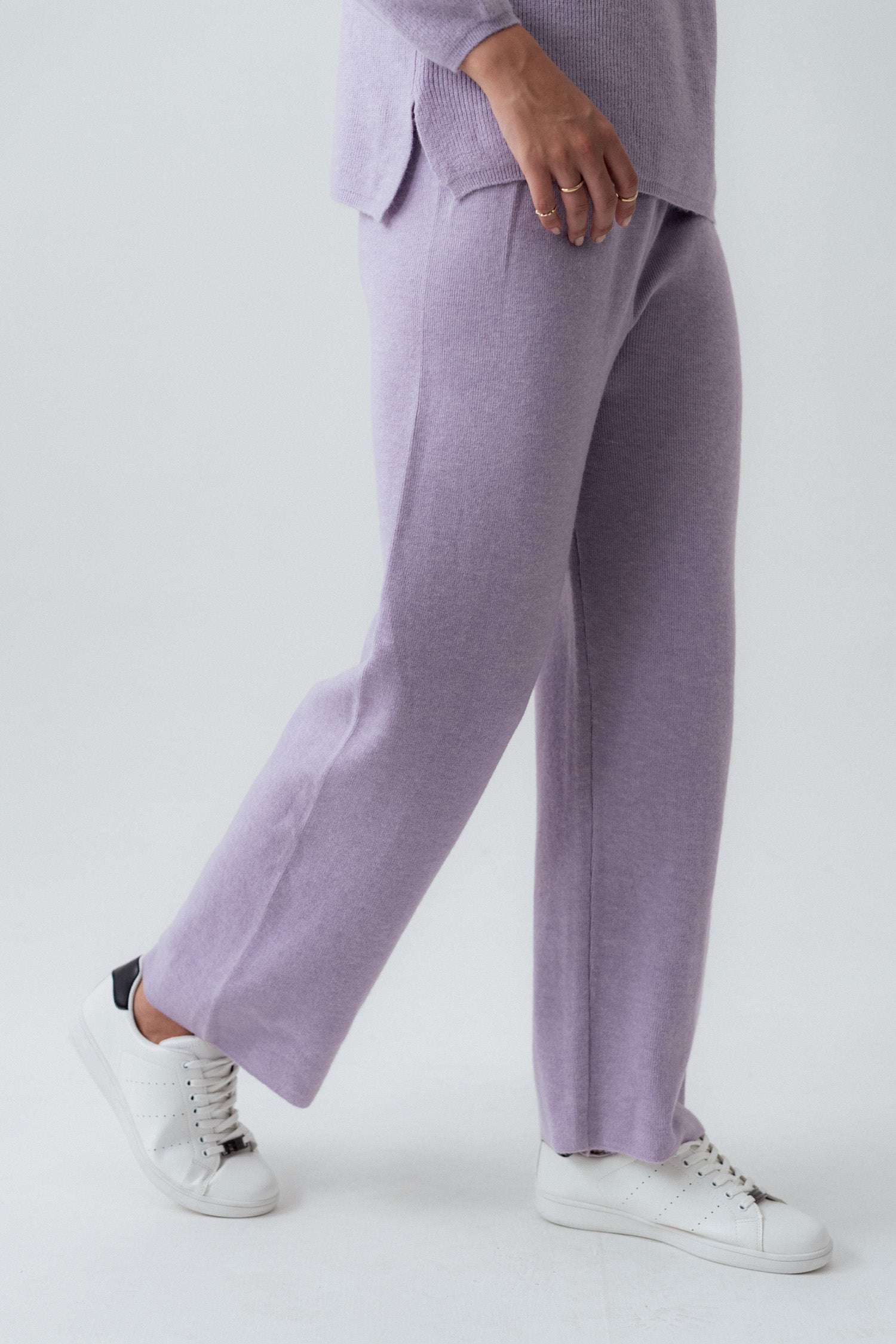 Relaxed Fit Lilac Wool Women Trousers