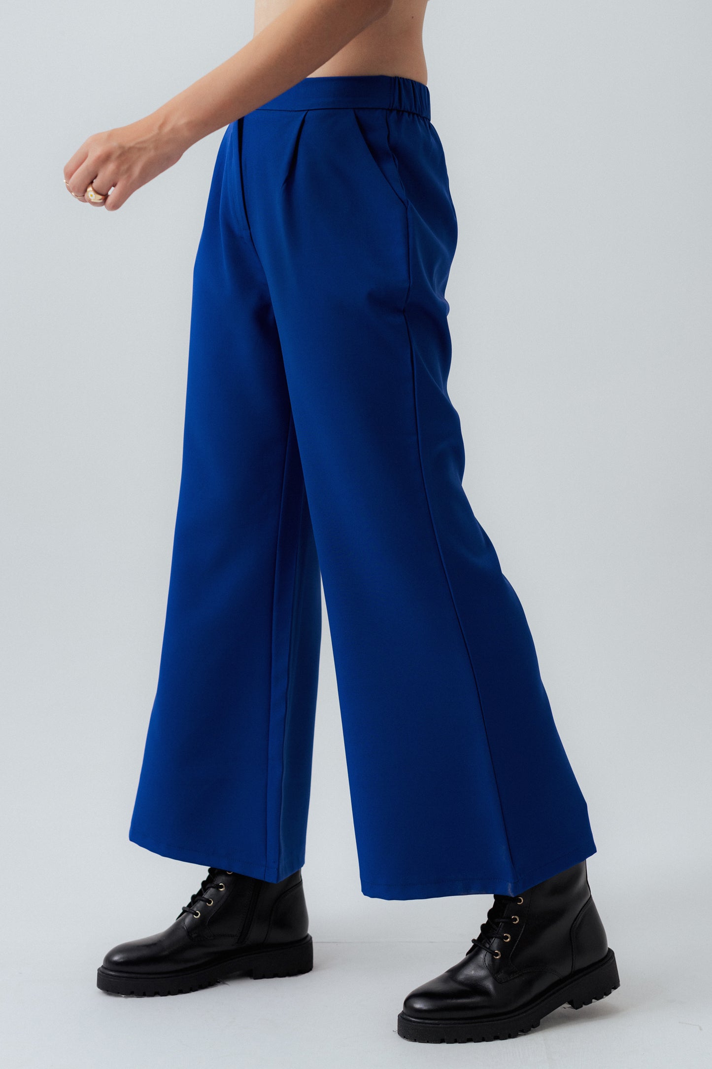 ELECTRIC BLUE FLARED FIT TAILORED PANTS - Hustle N Holla