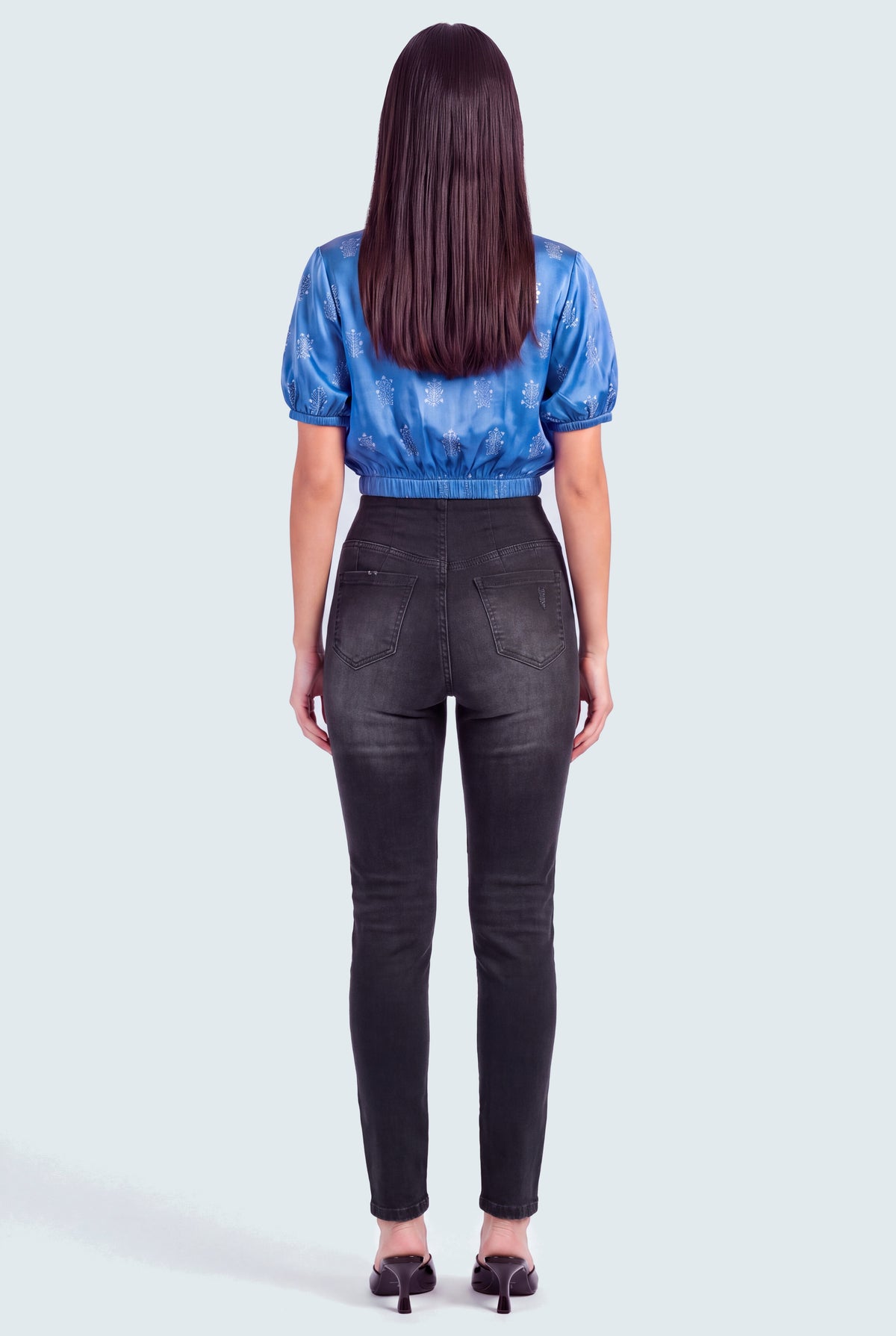 Black Fit Skinny Jeans - Hustle N Holla