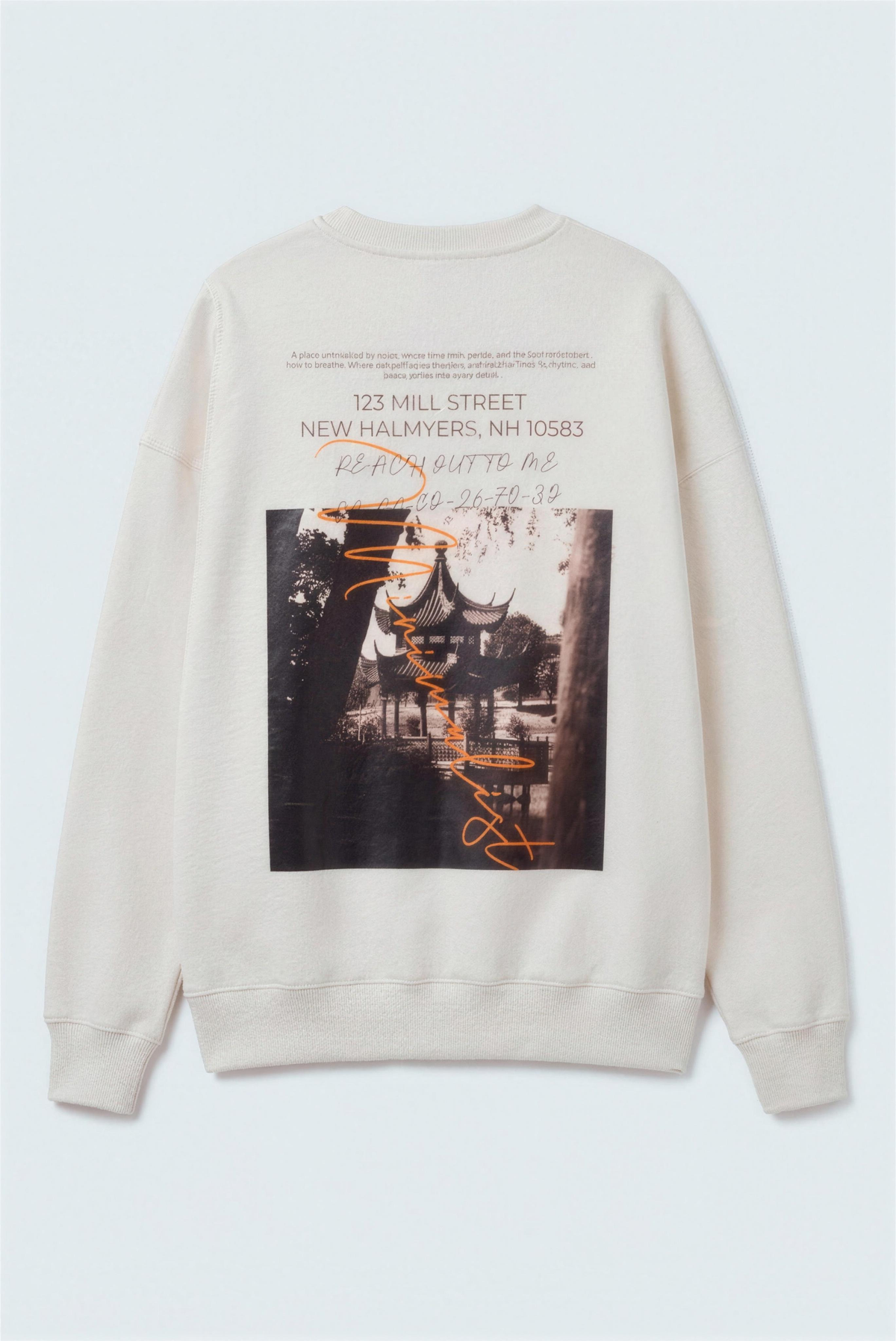 White Relaxed Fit Graphic Sweatshirt - Hustle N Holla