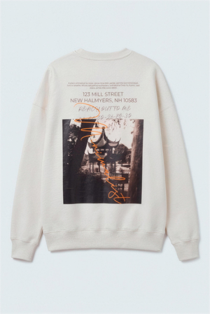 White Relaxed Fit Graphic Sweatshirt - Hustle N Holla