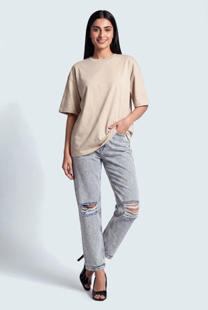 Light Acid Wash Ripped Knee Mom Fit Jeans - Hustle N Holla