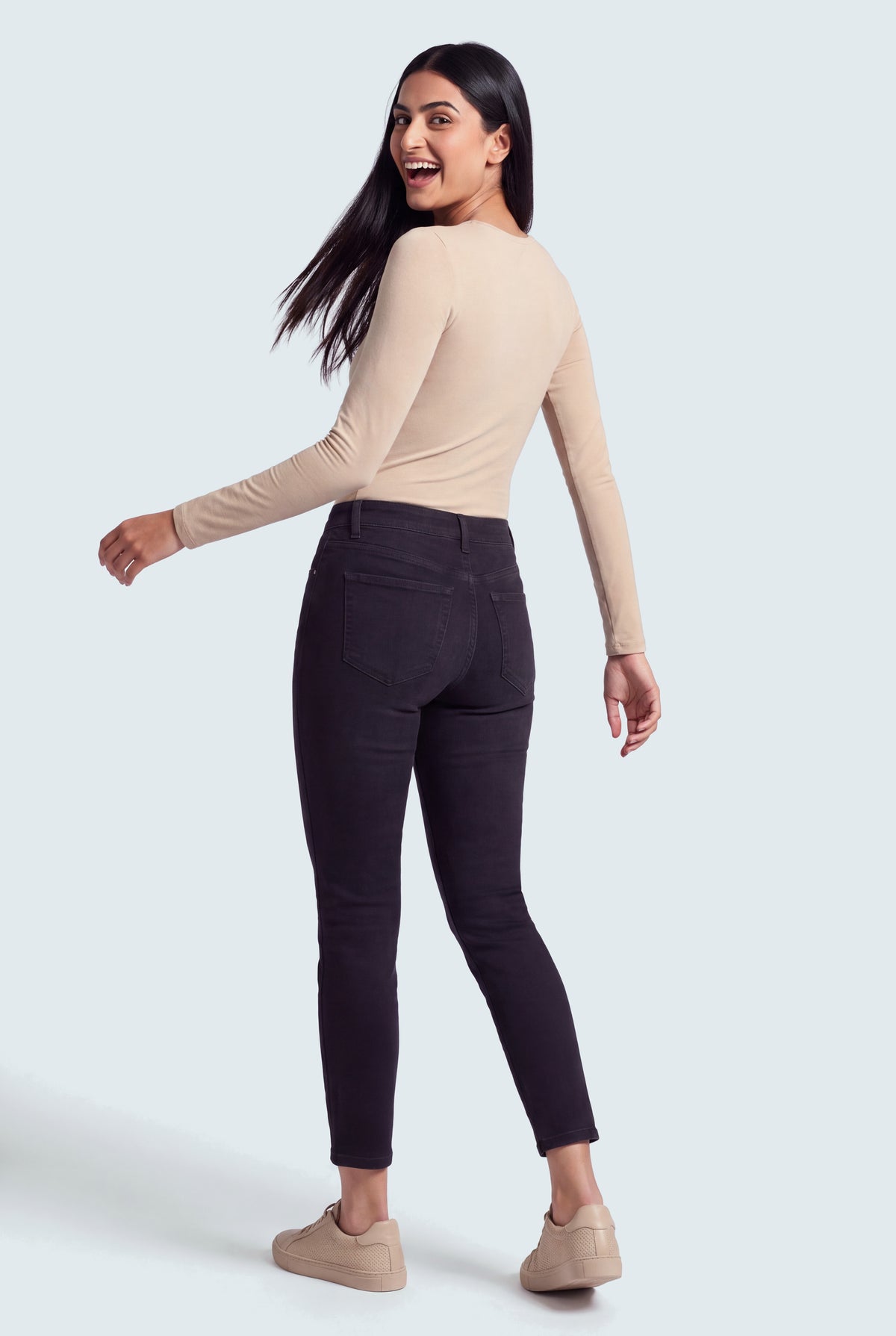Meira Basic Fit Jeans - Hustle N Holla
