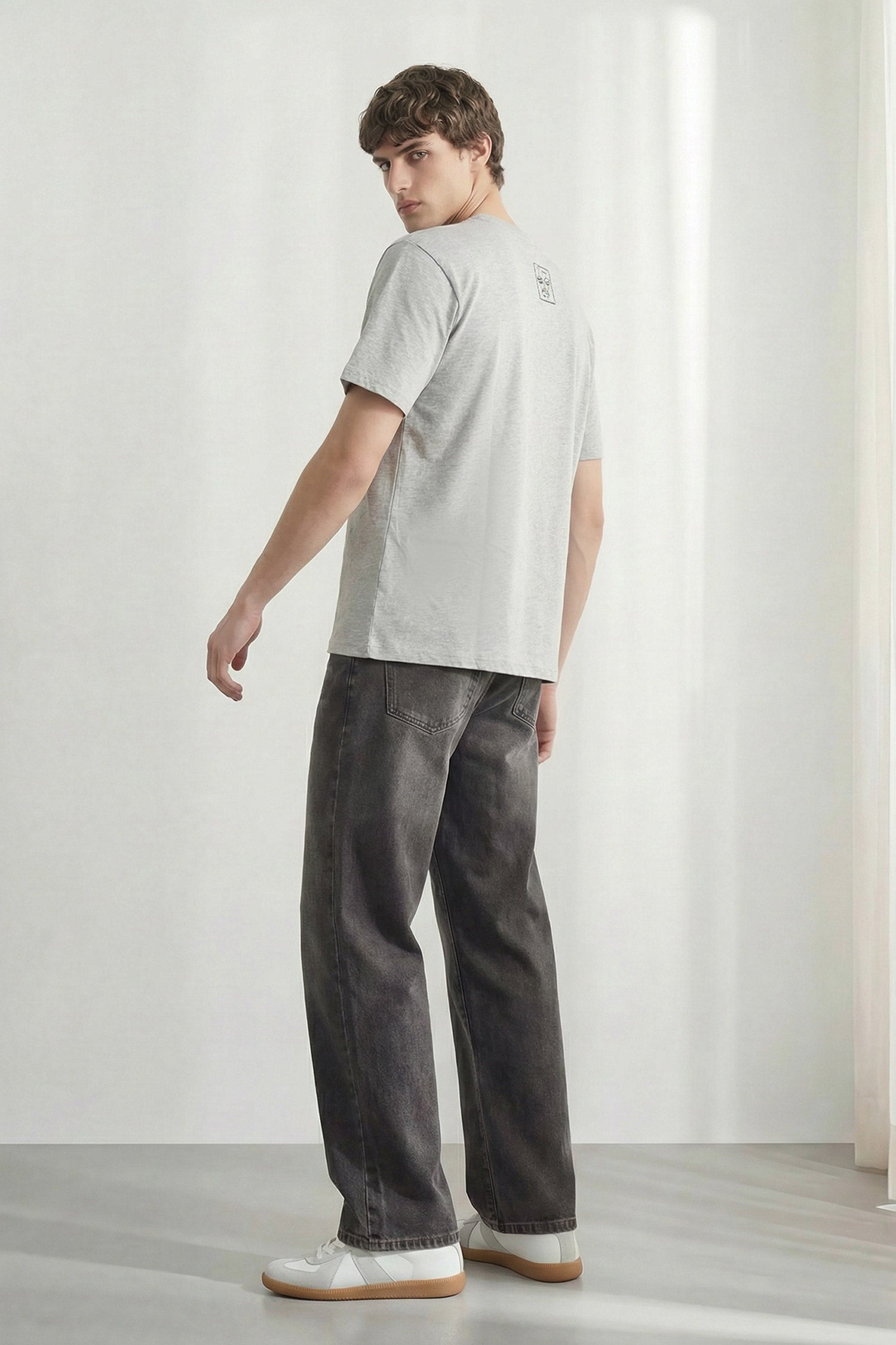 Grey Loose Fit Graphic T-Shirt - Hustle N Holla