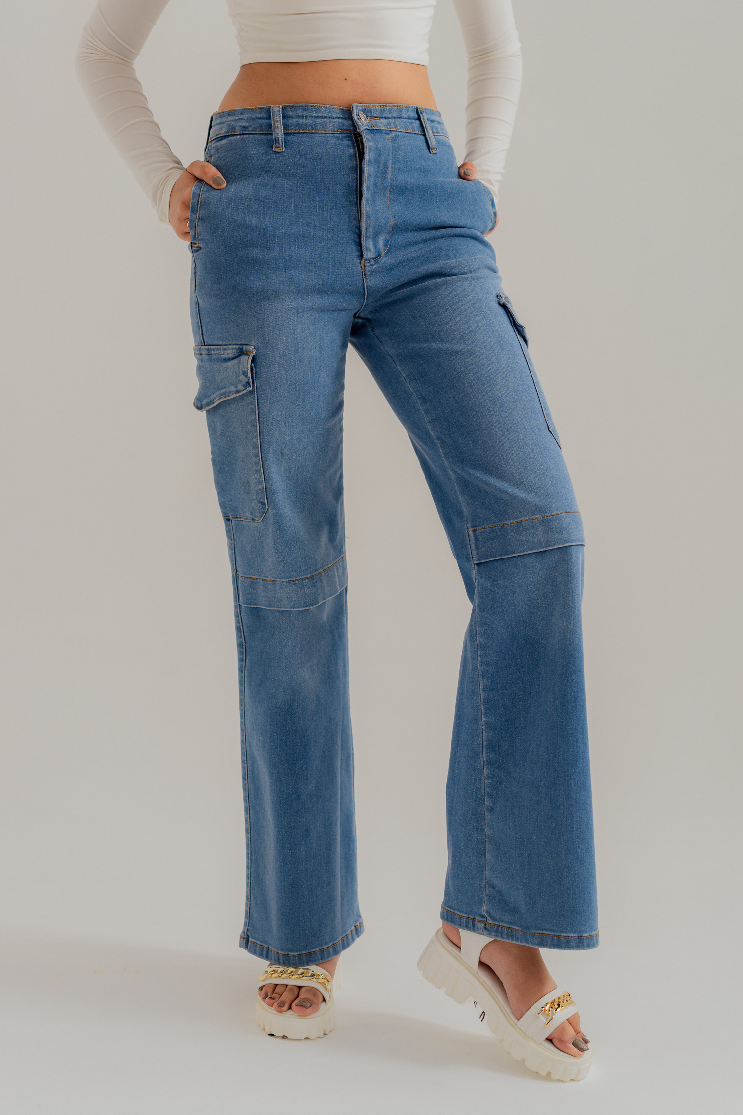 Blue Denim Straight Fit Flap Pockets Jeans - Hustle N Holla
