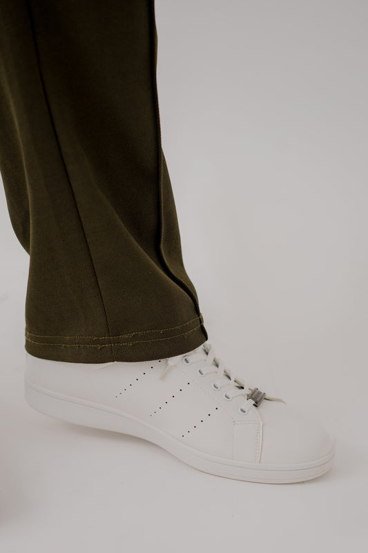 Textured Low Top White Sneakers - Hustle N Holla