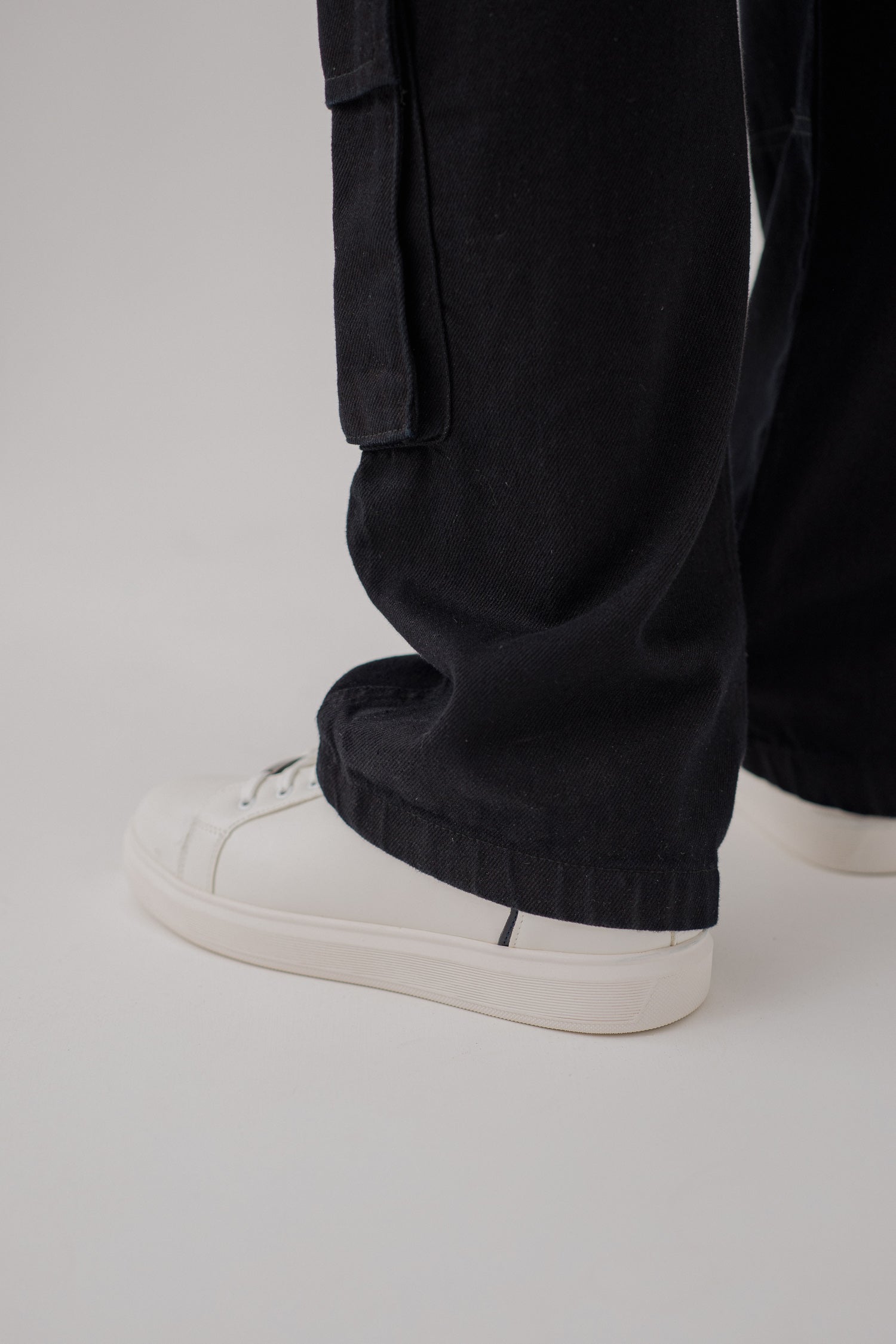 Classic White Low Top Sneakers - Hustle N Holla