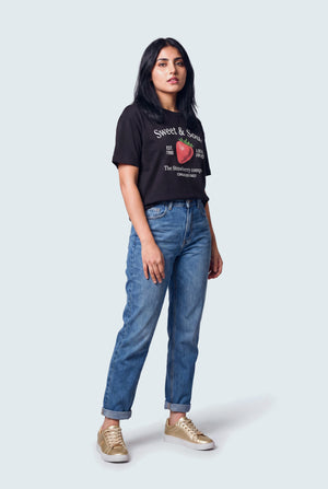 Vintage Wash Mid Rise Mom Fit Jeans - Hustle N Holla