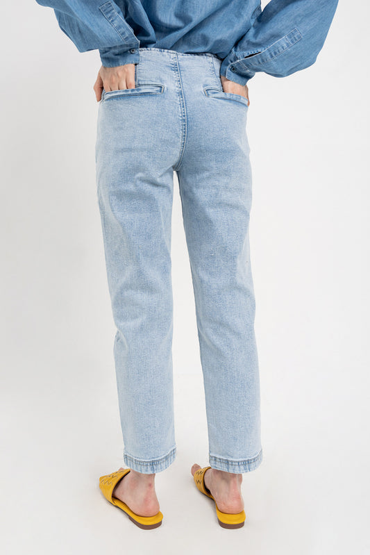 Light Blue Wash Slim-Fit Jeans - Hustle N Holla