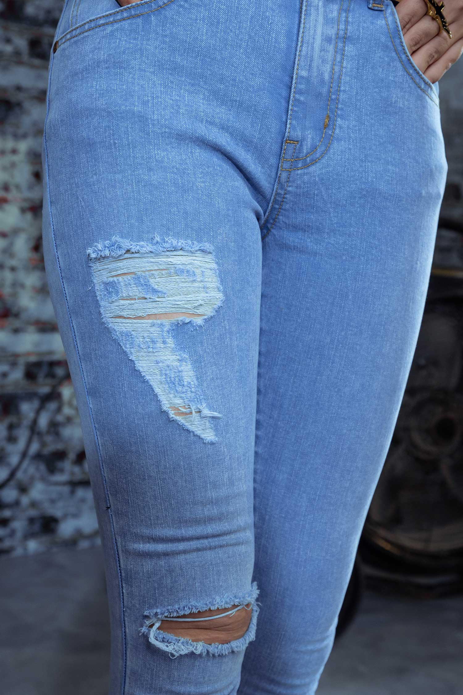 Electropop Lightwash Minor Fault Jeans - Hustle N Holla