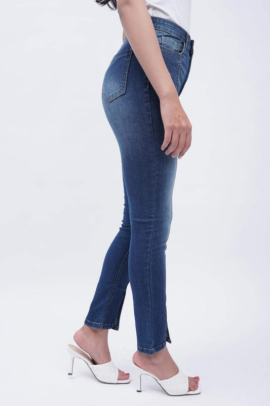 Split Hem Jeans - Hustle N Holla